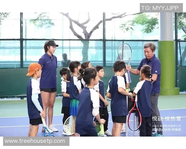 北京网球队技术探讨：提升球员竞技水平的关键策略与训练方法